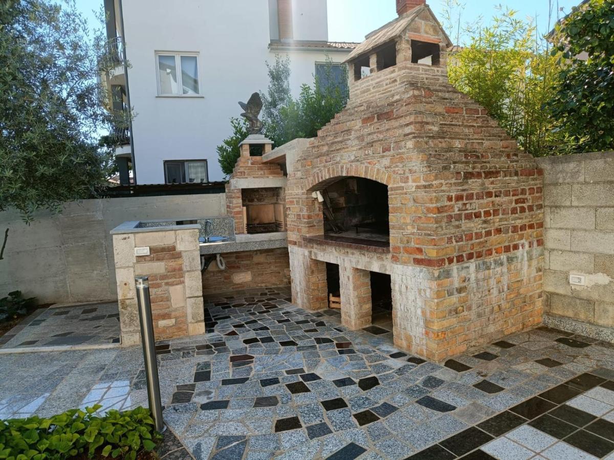 רובינייסקו סלו Apartments Ivana With The Pool מראה חיצוני תמונה