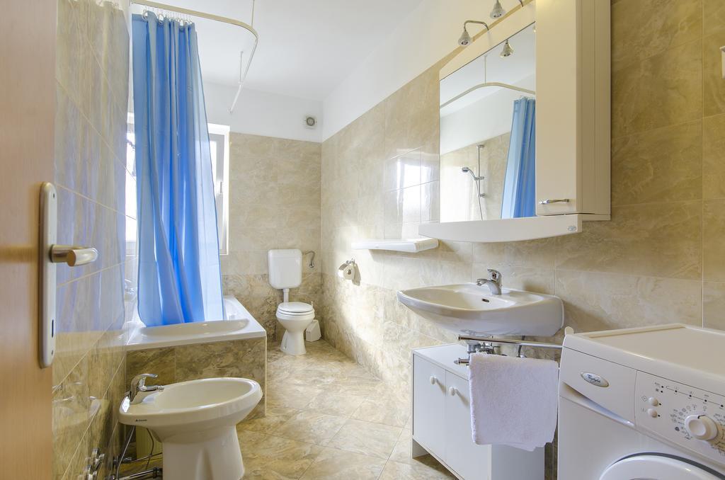רובינייסקו סלו Apartments Ivana With The Pool מראה חיצוני תמונה